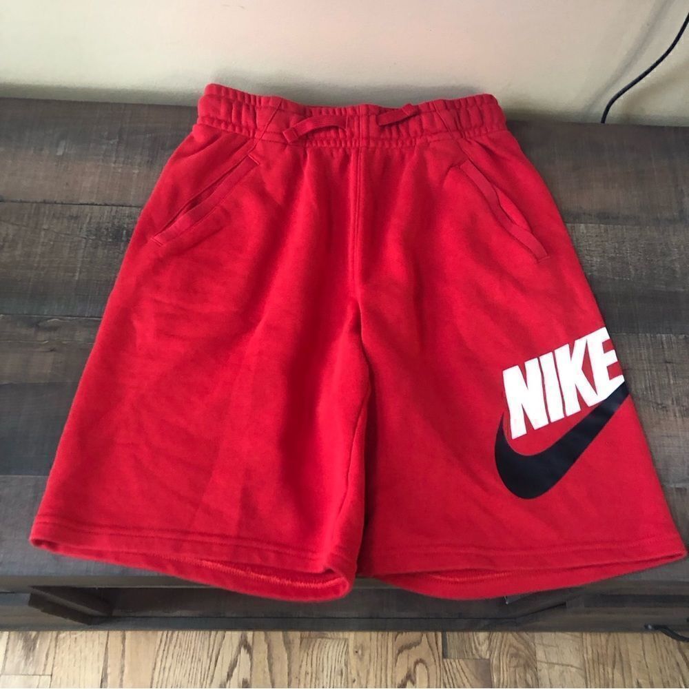 Nike Sweatpants Shorts Size XL